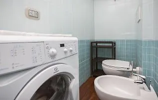 Ticinese Home Apartamento *
